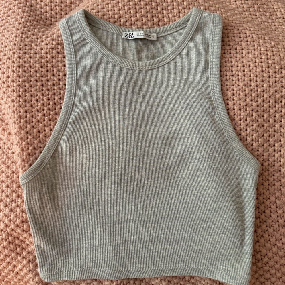 Zara Razorback Tank Top - Picture 2 of 3